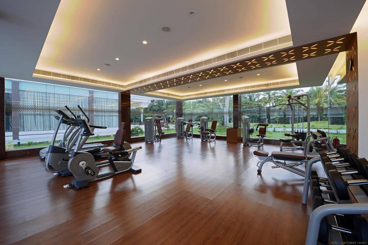 Hotel Naveen Lakeside Hubli Esterno foto